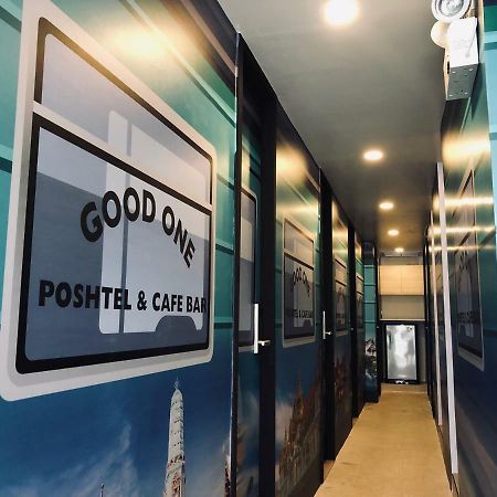 Good One Poshtel & Cafe Bar Hostel Bangkok Exterior foto