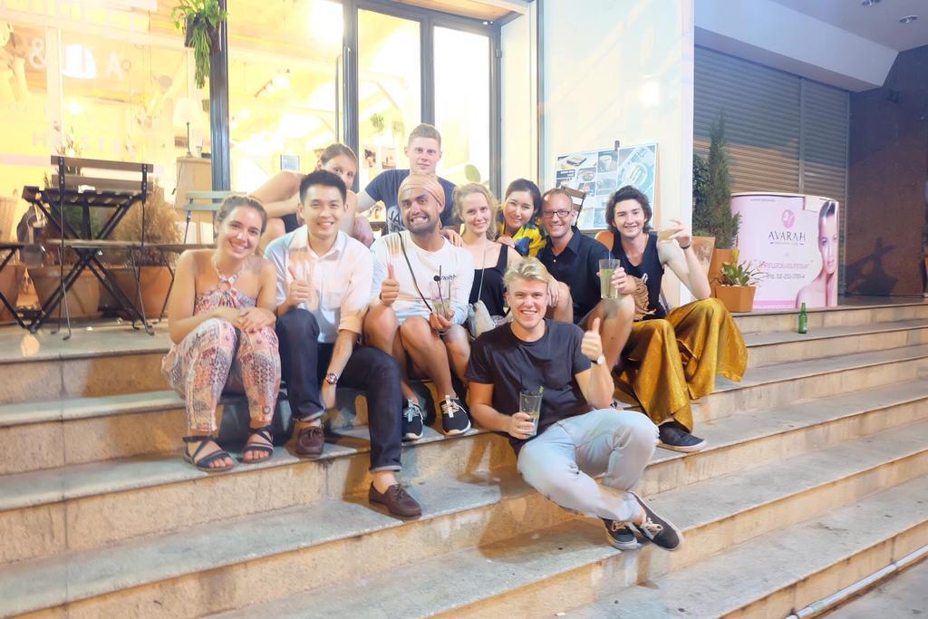 Good One Poshtel & Cafe Bar Hostel Bangkok Exterior foto